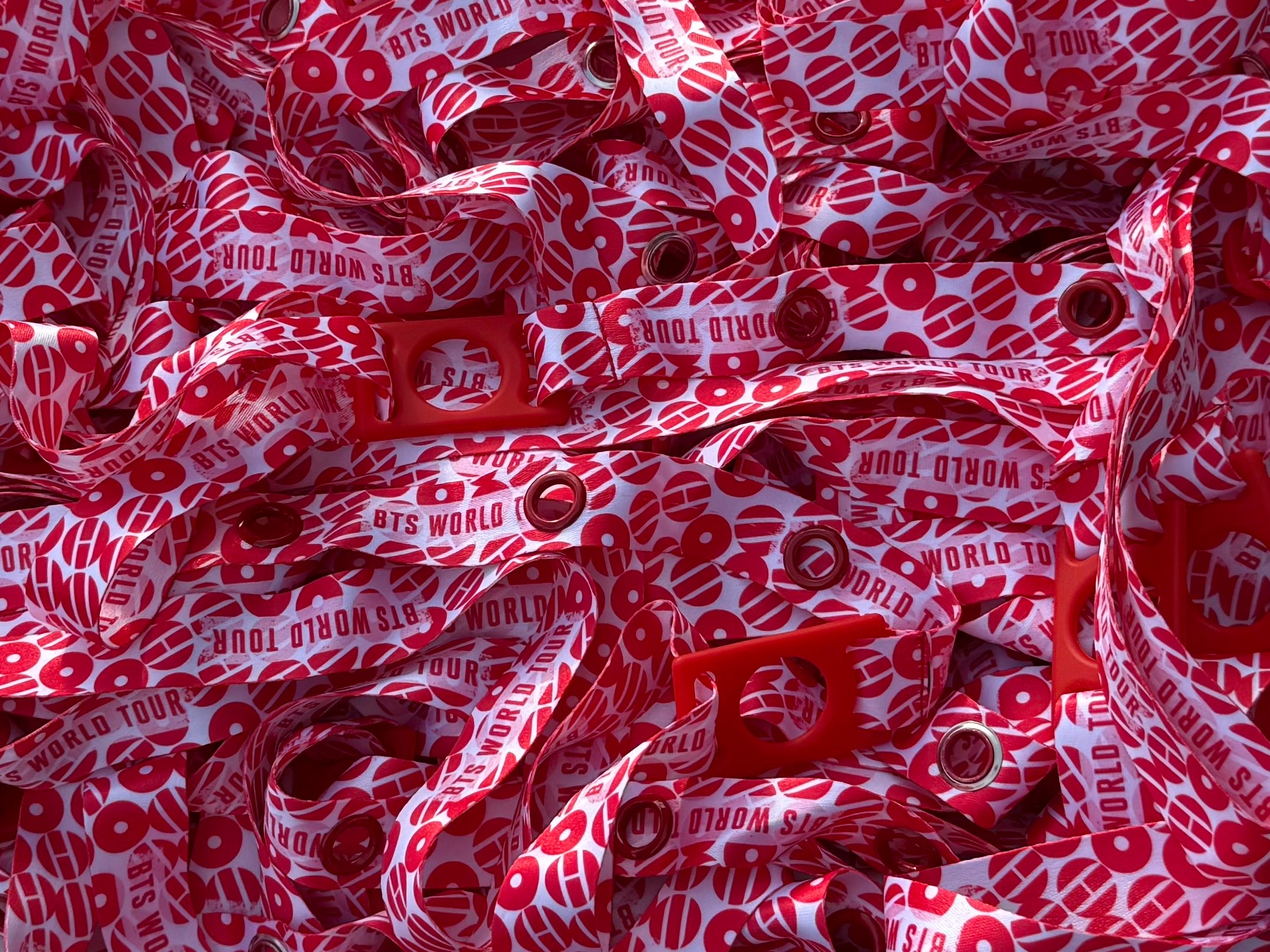 ARIRANG KPOP inspired lightstick lanyard / fanlight lanyard / lightstick strap / lightstick holder / lightstick carrier